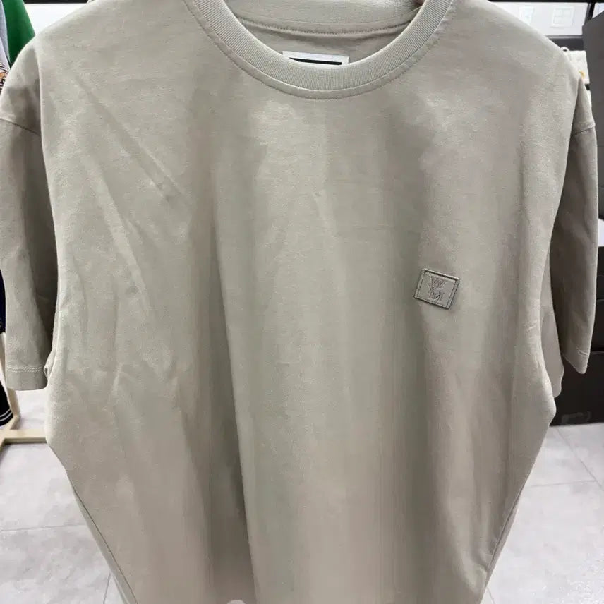[BUNJANG] Wooyoungmi Feather Back Logo T-shirt / 우영미 백로고 깃털 반팔