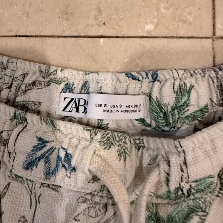 [BUNJANG] Zara Palm Tree Shorts / (S) 자라 야자수 반바지
