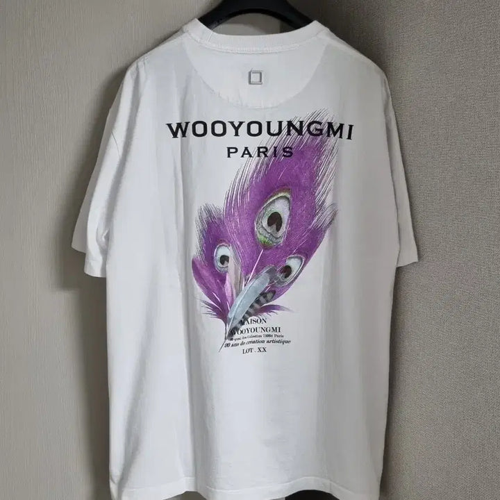 [BUNJANG] Wooyoungmi Feather White Short-Sleeve T-Shirt / 우영미 깃털 화이트 반팔