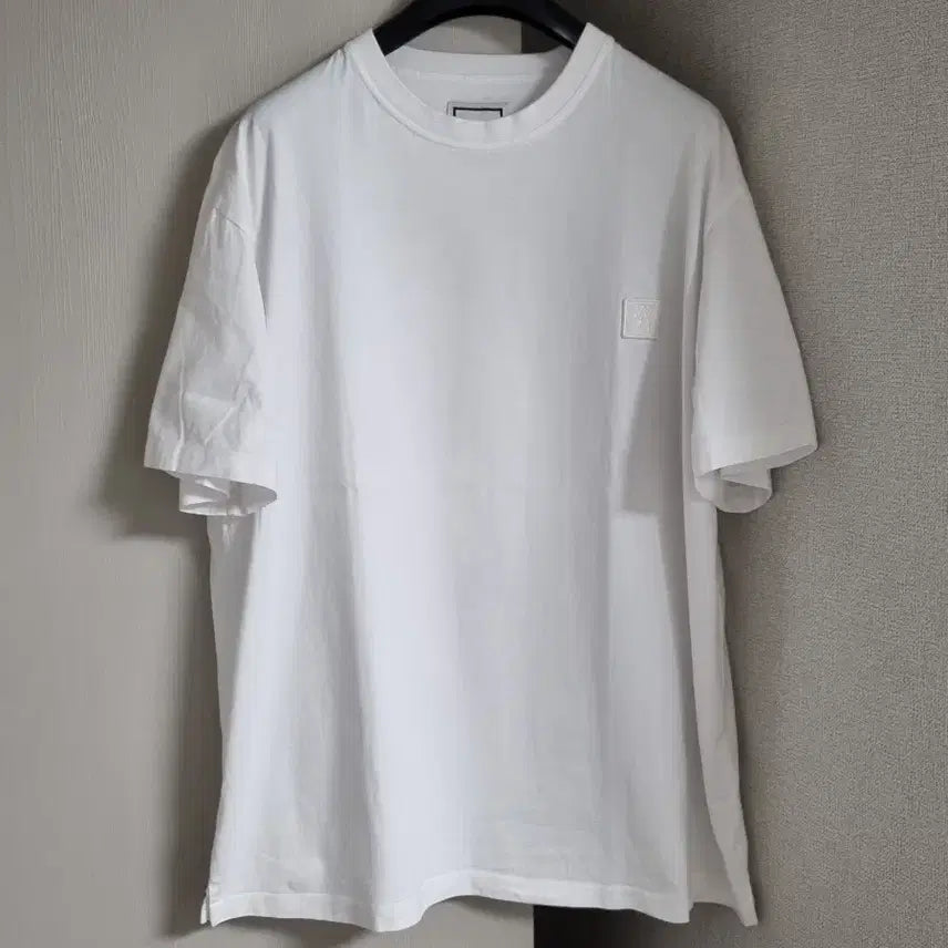 [BUNJANG] Wooyoungmi Feather White Short-Sleeve T-Shirt / 우영미 깃털 화이트 반팔
