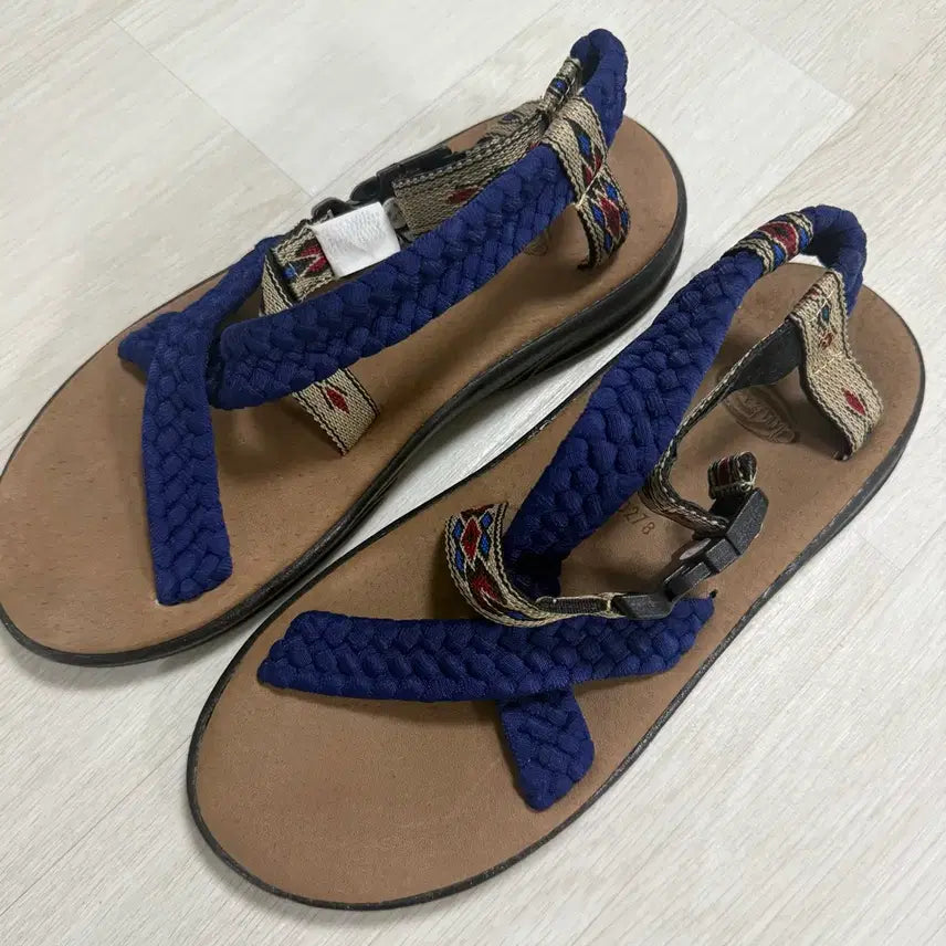 [BUNJANG] Chubasco Cuetza Dark Navy Sandals (270) / 새상품 츄바스코 쿠엣자 다크네이비 A15002 (270)