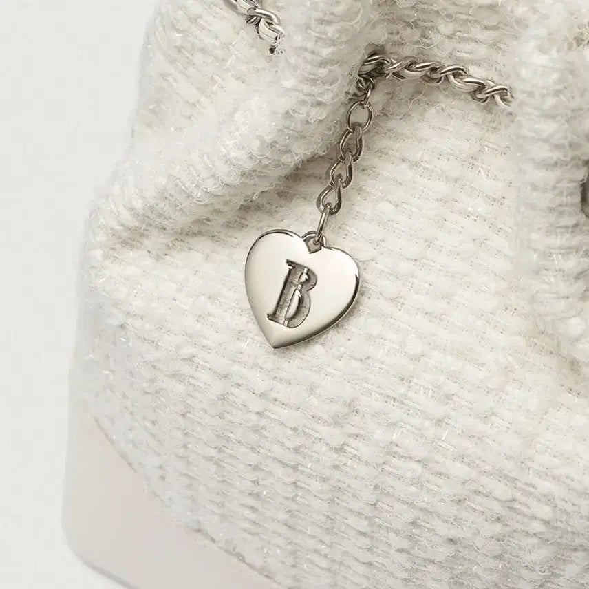 [BUNJANG] Barnet Tweed Backpack White / 바넷 The Barnnet 트위드 백팩 화이트