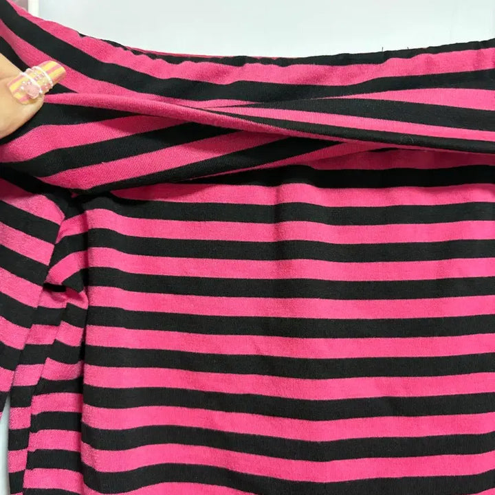 [BUNJANG] Off-Shoulder Hot Pink Striped Long-Sleeve T-Shirt / 옷장정리!!! 오프숄더 핫핑크 스트라이프 긴팔 티셔츠
