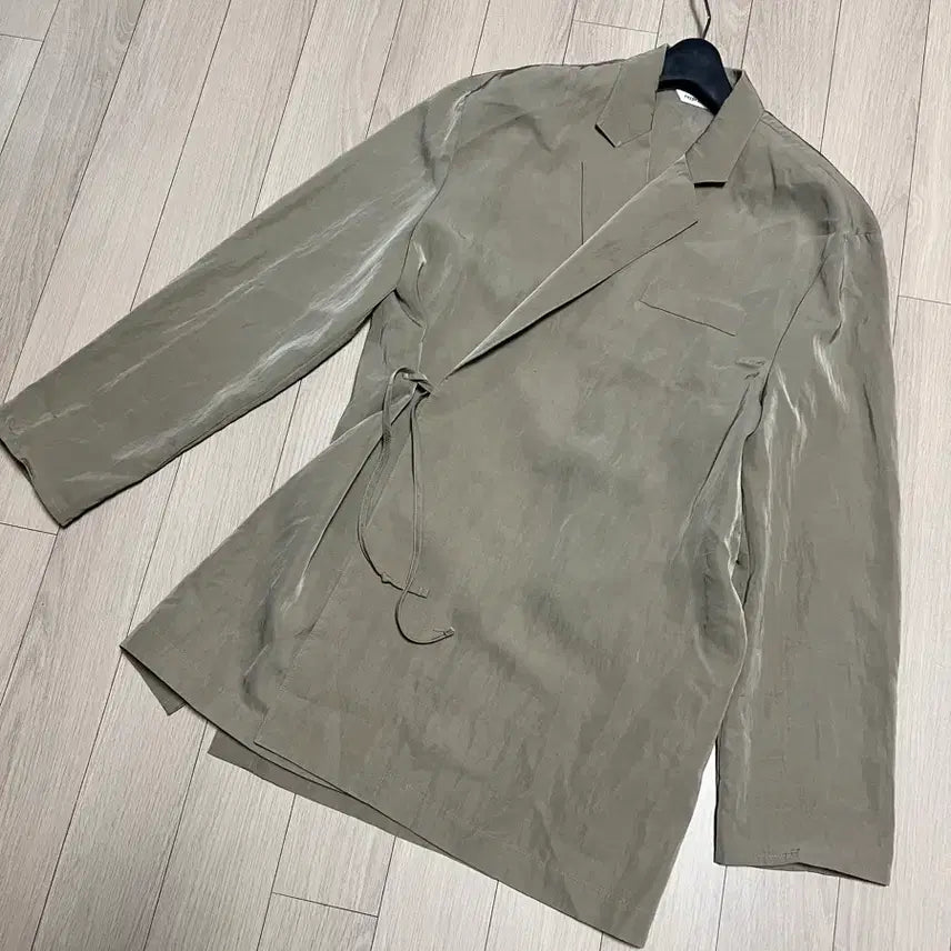 [BUNJANG] Fresh Label Loose Fit Spring/Summer Jacket Olive Khaki / 프레쉬라벨 느낌셋업 자켓 올리브카키 바스락봄여름랩루즈핏 오피스룩 출근룩