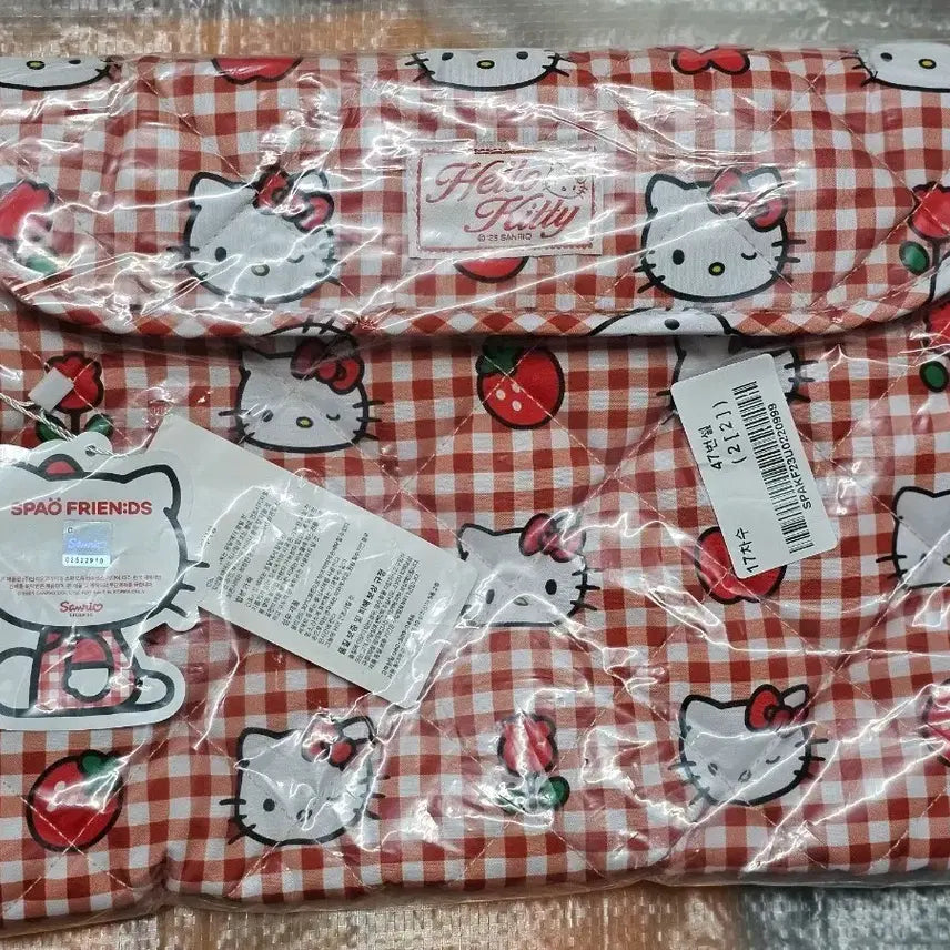 [BUNJANG] Spao Hello Kitty Quilting Pouch / 스파오 키티 퀼팅 파우치