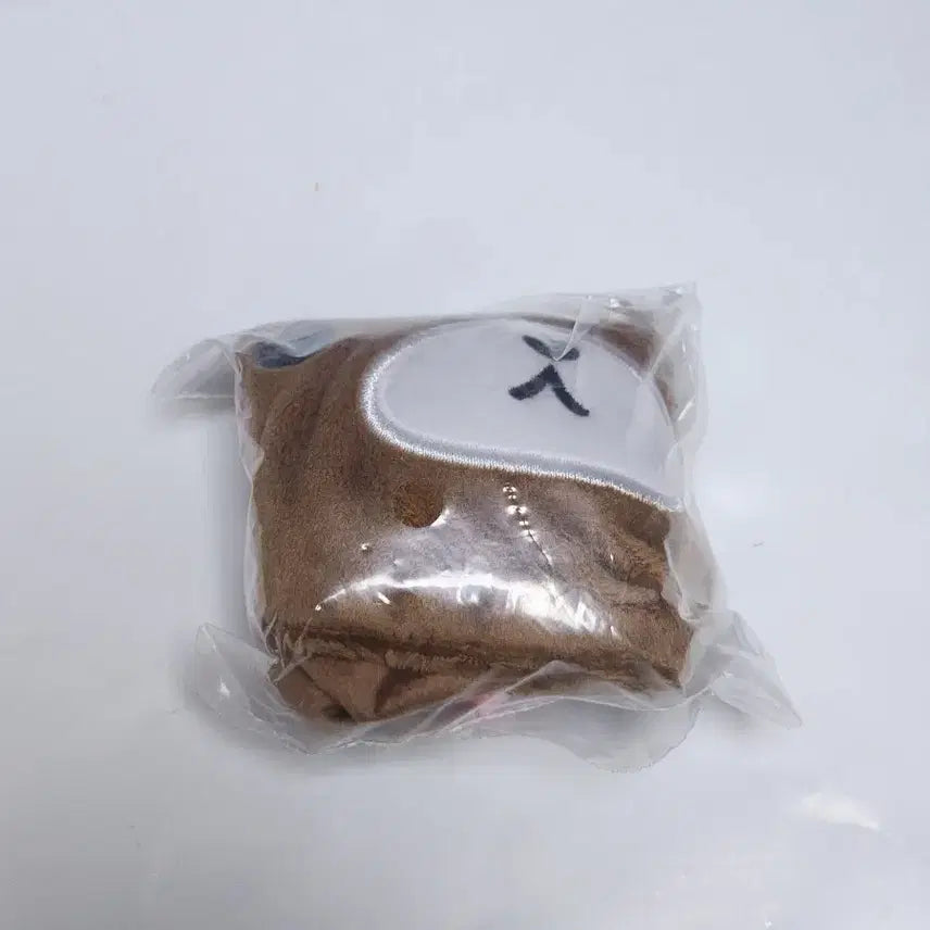 [SOLD OUT] 산리오 슈가바니즈 쿠로우사 가챠 파우치 1탄