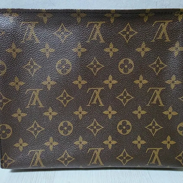 [BUNJANG] Louis Vuitton Monogram Toilet 26 Clutch / 루이비통 토일렛26 클러치