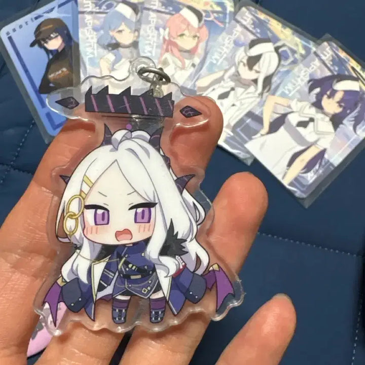 [BUNJANG] Blue Archive Hina Acrylic Keychain, Photocard, Badge, and More Bundle / 블루아카이브 히나 굿즈 팝니다
