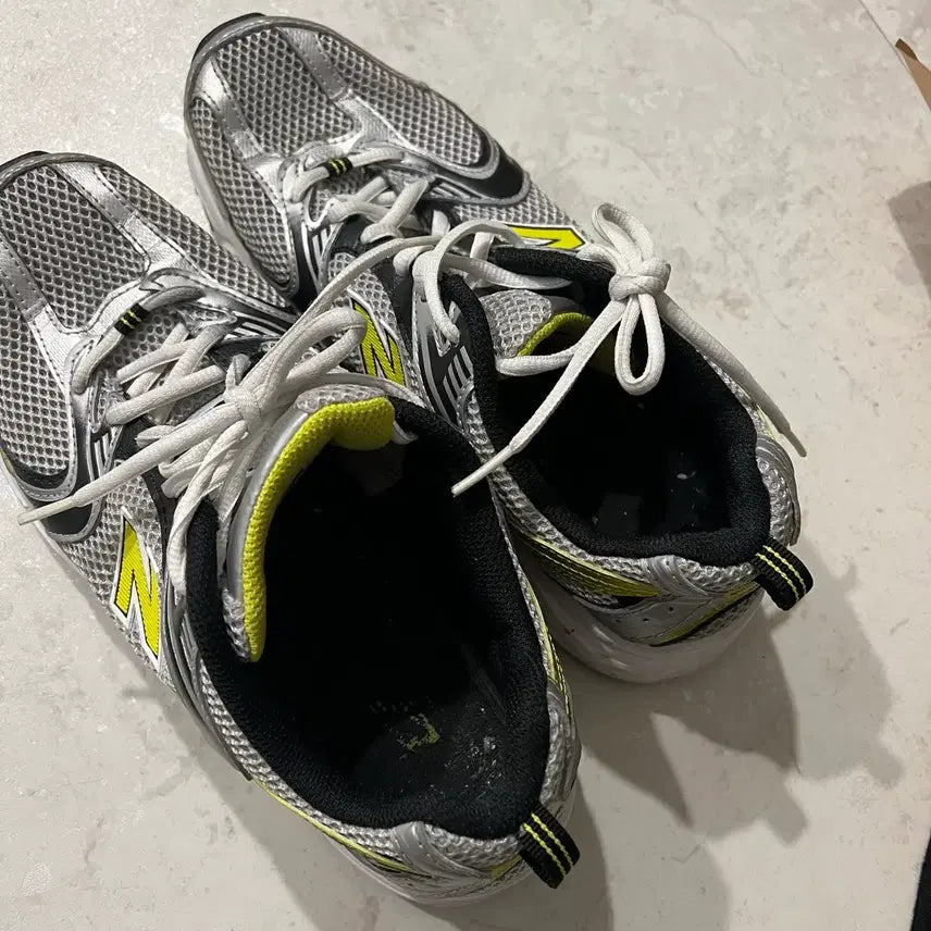 [BUNJANG] New Balance 530 Silver Yellow Sneakers / 뉴발란스 530 실버 옐로우