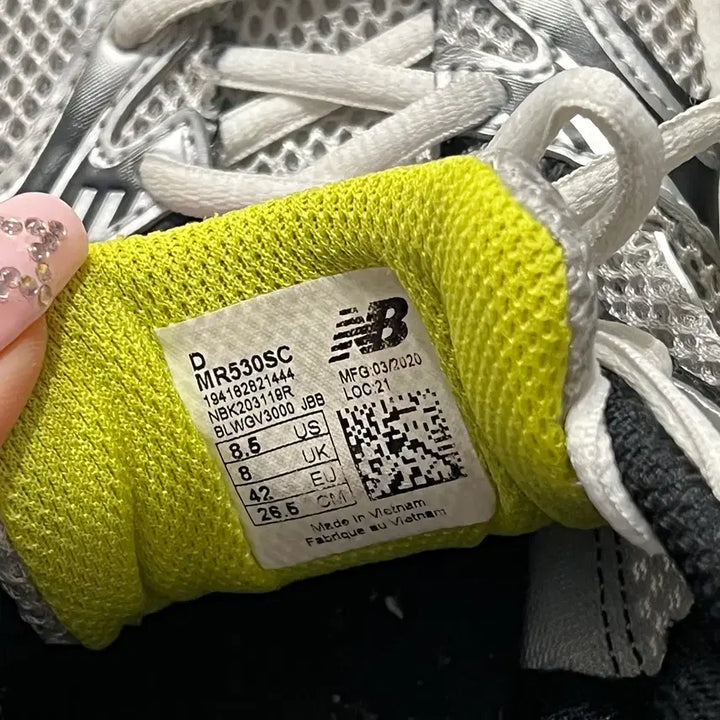 [BUNJANG] New Balance 530 Silver Yellow Sneakers / 뉴발란스 530 실버 옐로우