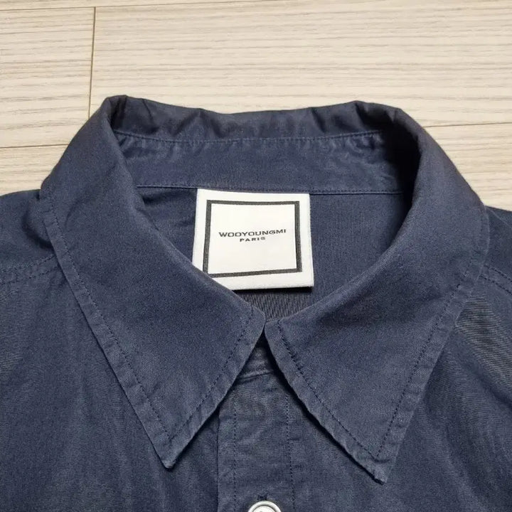 [BUNJANG] Wooyoungmi Back Logo Short Sleeve Shirt / 우영미 백로고 반팔 셔츠