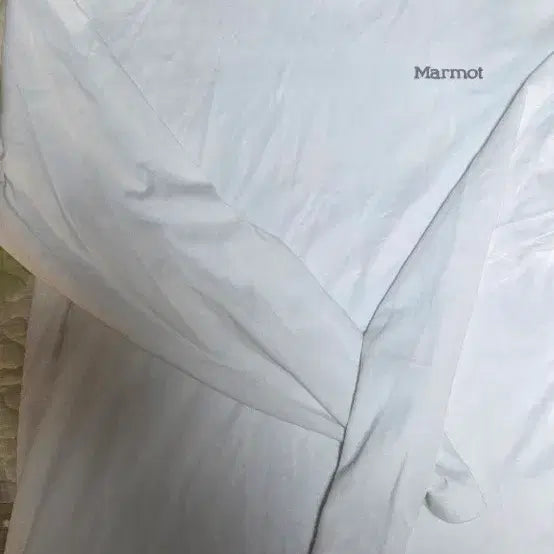 [BUNJANG] Marmot Functional Long Sleeve T-Shirt White Size 100 / 마모트 기능성 긴팔 티셔츠 100