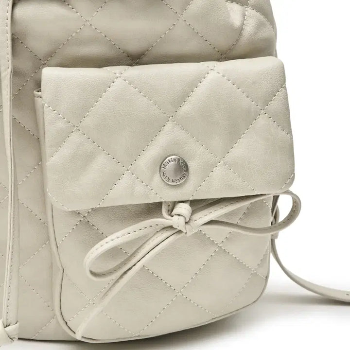 [BUNJANG] Matin Kim Double Pocket Quilting Backpack (Beige) / 마뗑 킴 Matin Kim더블 포켓 퀼팅 백팩(베이지)