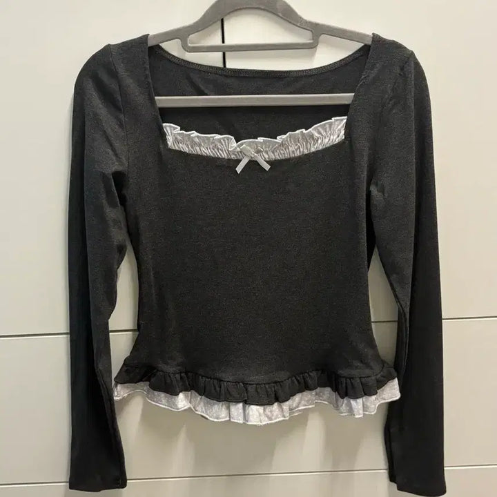 [BUNJANG] Ribbon Frill Square Neck T-Shirt - Charcoal / 리본 프릴 스퀘어넥 티셔츠 차콜
