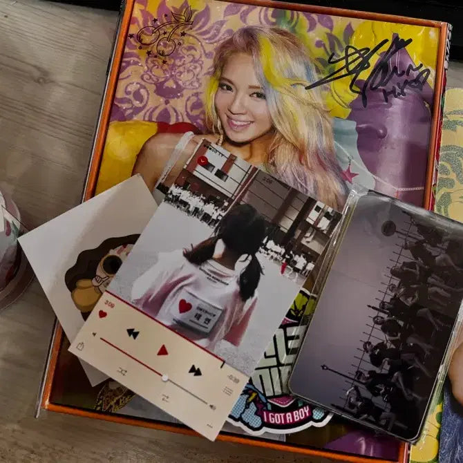 [BUNJANG] Girls' Generation - The Boys Hyoyeon Signed Album & Tiffany Album / 소녀시대 아갓보 효연 (싸인반) 티파니 앨범