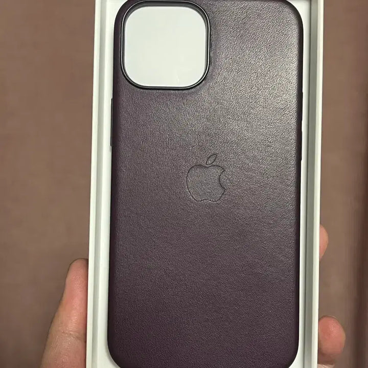 [SOLD OUT] 아이폰 13미니 Apple 정품 맥세이프 가죽케이스-다크체리