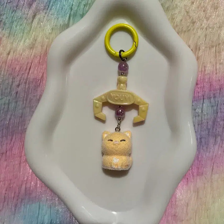 [BUNJANG] UV Reactive Cat Charm / UV야광 냥 키링
