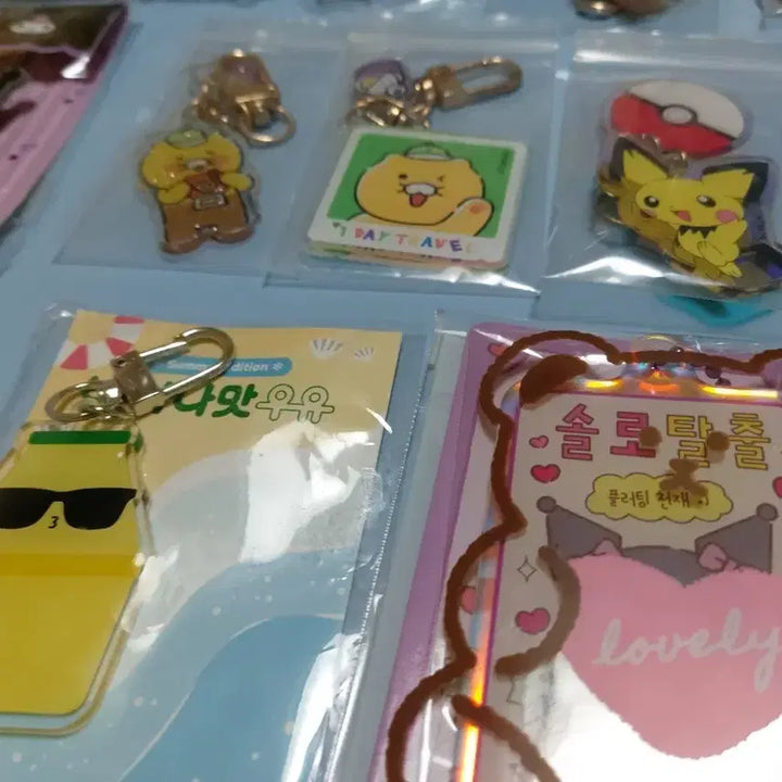 [BUNJANG] Cardcaptor Sakura, Dandadan, Sanrio, K-Pop, and More Merchandise Bundle / 종합 굿즈들 판매합니다