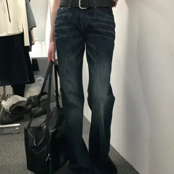 [BUNJANG] OOTJ Blue Semi Bootcut Low-Rise Jeans / ootj oot진청 세미 부츠컷 로우라이즈 청바지