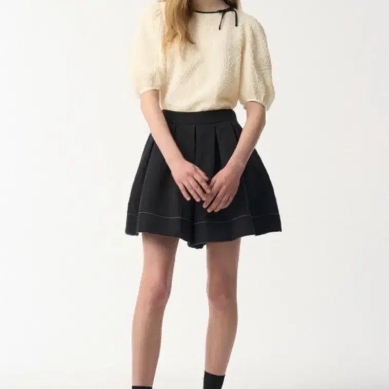 [BUNJANG] SJSJ 25ss Embossed Ribbon Half Sleeve Puff Top / 25년 SJSJ 엠보 리본 하프 슬리브 퍼프 탑 호칭 82-94-160