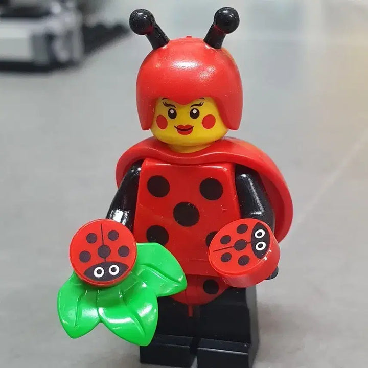 [BUNJANG] Lego Minifigures Series 1 (Ladybug Girl) / 레고 71029 레이디버그 무당벌레 소녀