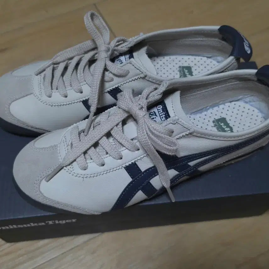 [BUNJANG] Onitsuka Tiger Mexico 66 Sneakers (Size 240) / 오니츠카 타이거 멕시코 66 240 1183C102