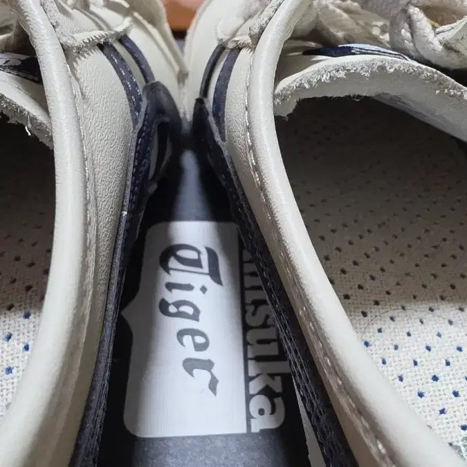 [BUNJANG] Onitsuka Tiger Mexico 66 Sneakers (Size 240) / 오니츠카 타이거 멕시코 66 240 1183C102
