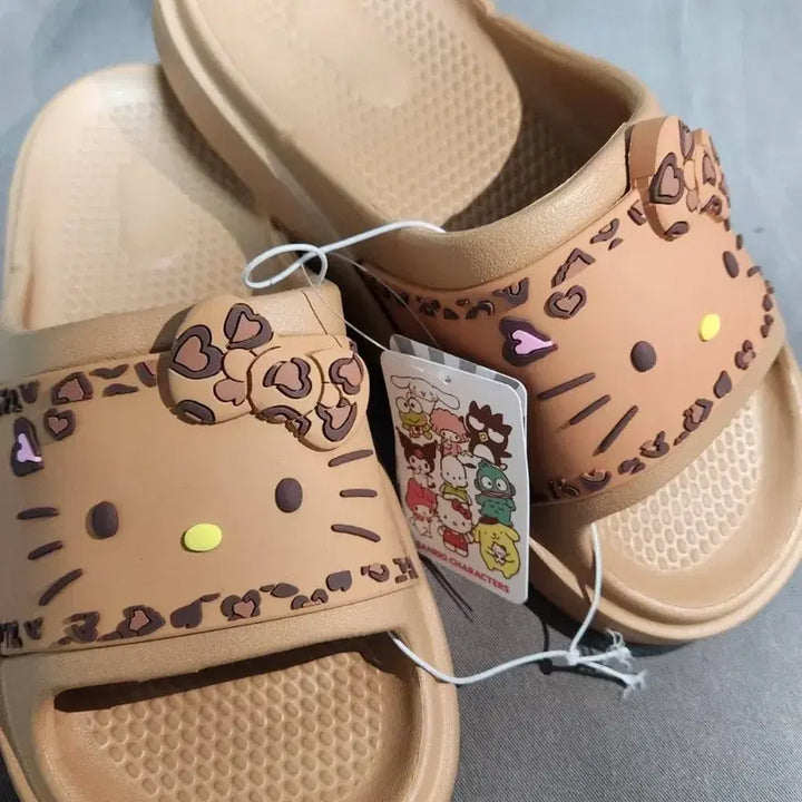 [BUNJANG] Sanrio Hello Kitty Leopard Brown Slippers / 산리오 헬로키티 브라운 레오파드 슬리퍼