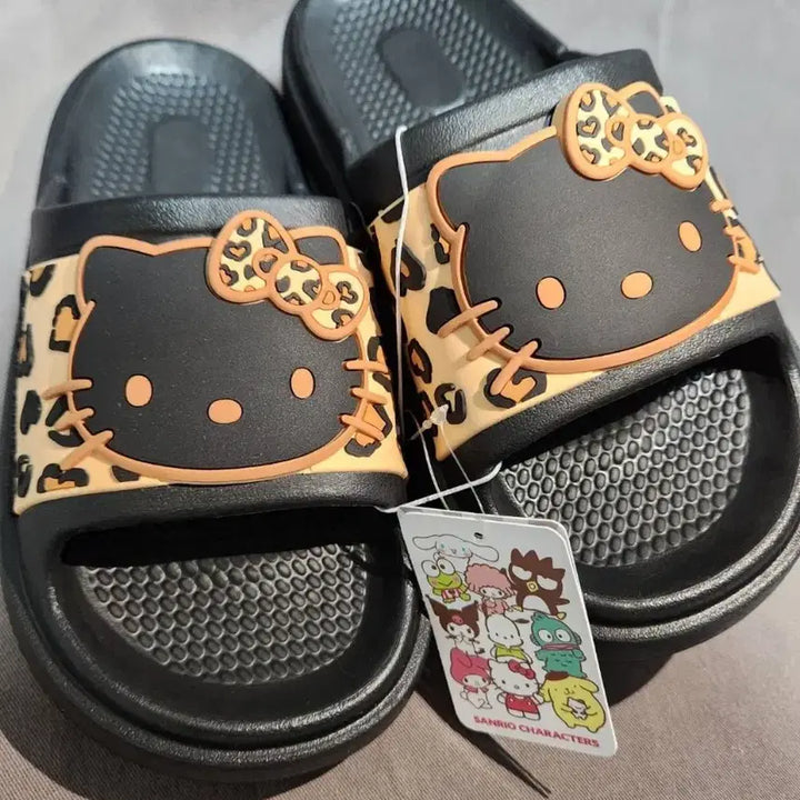 [BUNJANG] Sanrio Hello Kitty Leopard Slippers Black 240mm / 산리오 헬로키티 레오파드 슬리퍼 블랙240mm