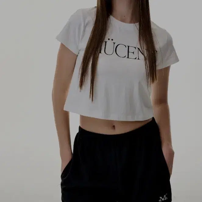 [BUNJANG] Musent Lettering Crop Short Sleeve T-Shirt White / 여성 무센트 레터링 크롭 반팔티 화이트