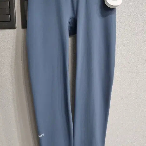 [BUNJANG] Andar Air Cooling Leggings Blue / andar 안다르 에어쿨링 레깅스 블루