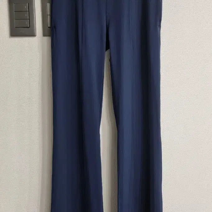 [BUNJANG] Lululemon Bootcut Pants Navy / 룰루레몬 부츠컷 팬츠
