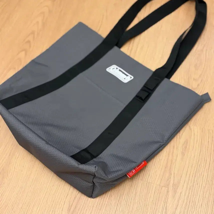 [BUNJANG] Coleman 50th Anniversary Tote Bag (Grey) / [새상품] 일본 콜맨 50주년 토트백 가방 그레이