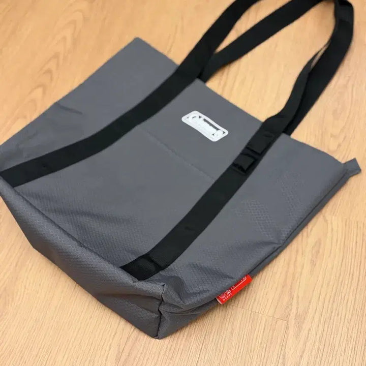 [BUNJANG] Coleman 50th Anniversary Tote Bag (Grey) / [새상품] 일본 콜맨 50주년 토트백 가방 그레이