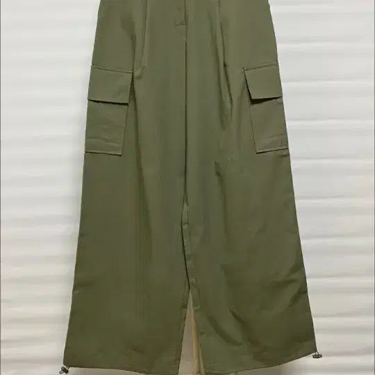 [BUNJANG] LaRume Khaki Wide Cargo Pants / 라룸 카키 와이드 카고 팬츠