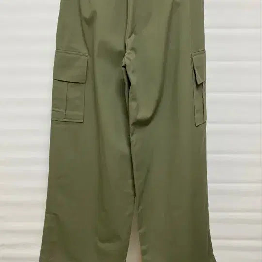 [BUNJANG] LaRume Khaki Wide Cargo Pants / 라룸 카키 와이드 카고 팬츠