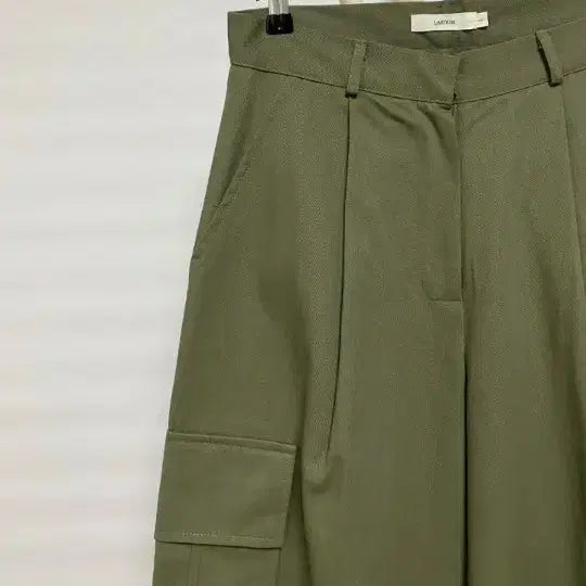 [BUNJANG] LaRume Khaki Wide Cargo Pants / 라룸 카키 와이드 카고 팬츠