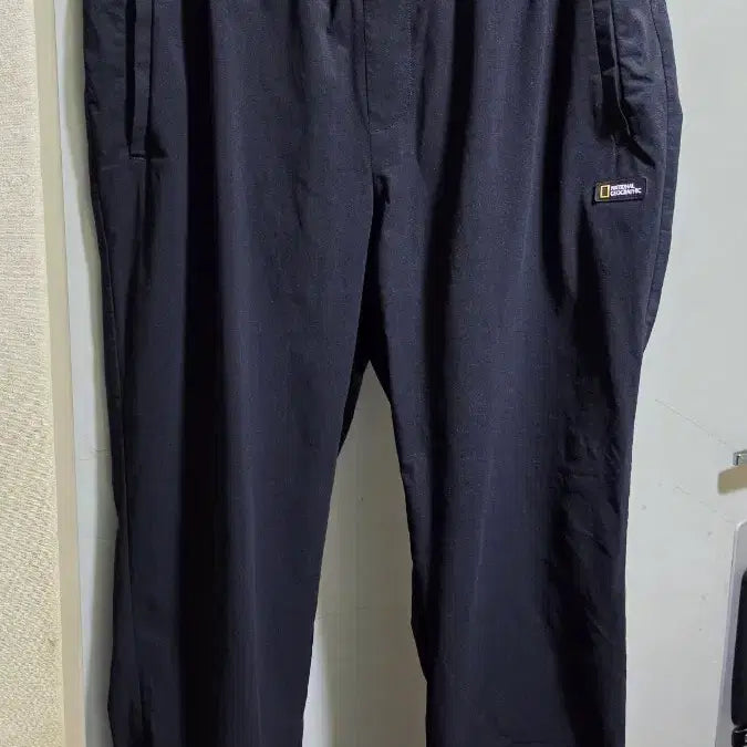 [BUNJANG] National Geographic Black Jogger Pants XL / 내셔널지오그래픽 블랙 조거팬츠 XL