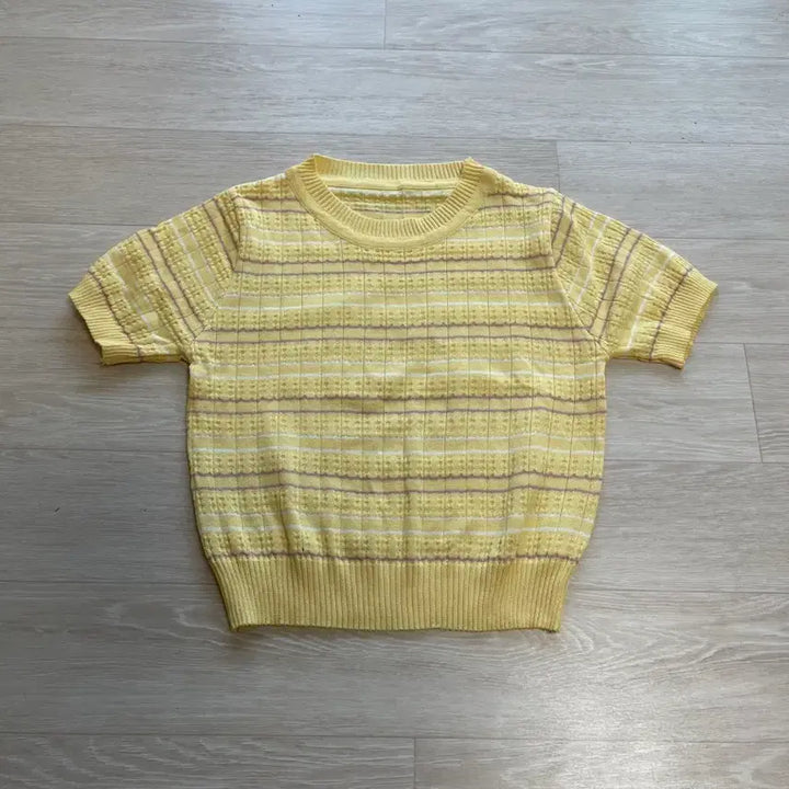 [BUNJANG] Knit Crop Top / 니트 크롭티 (새상품