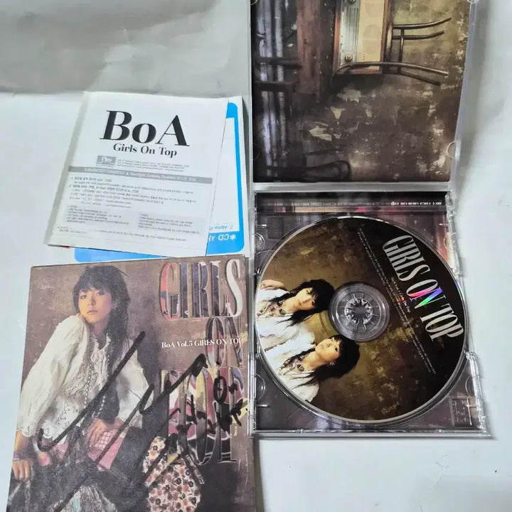 [BUNJANG] BoA Girls on Top 5th Album Signed CD / 보아 BoA Girls on Top 5집 싸인 cd 깨끗합니다