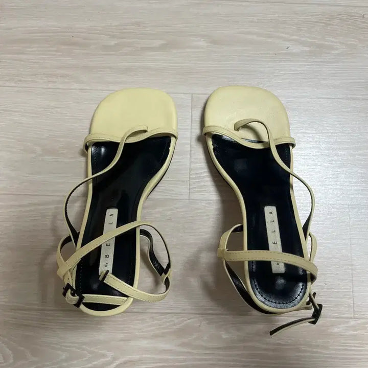 [BUNJANG] Cleaned Used Boots / 힐 (1회착용