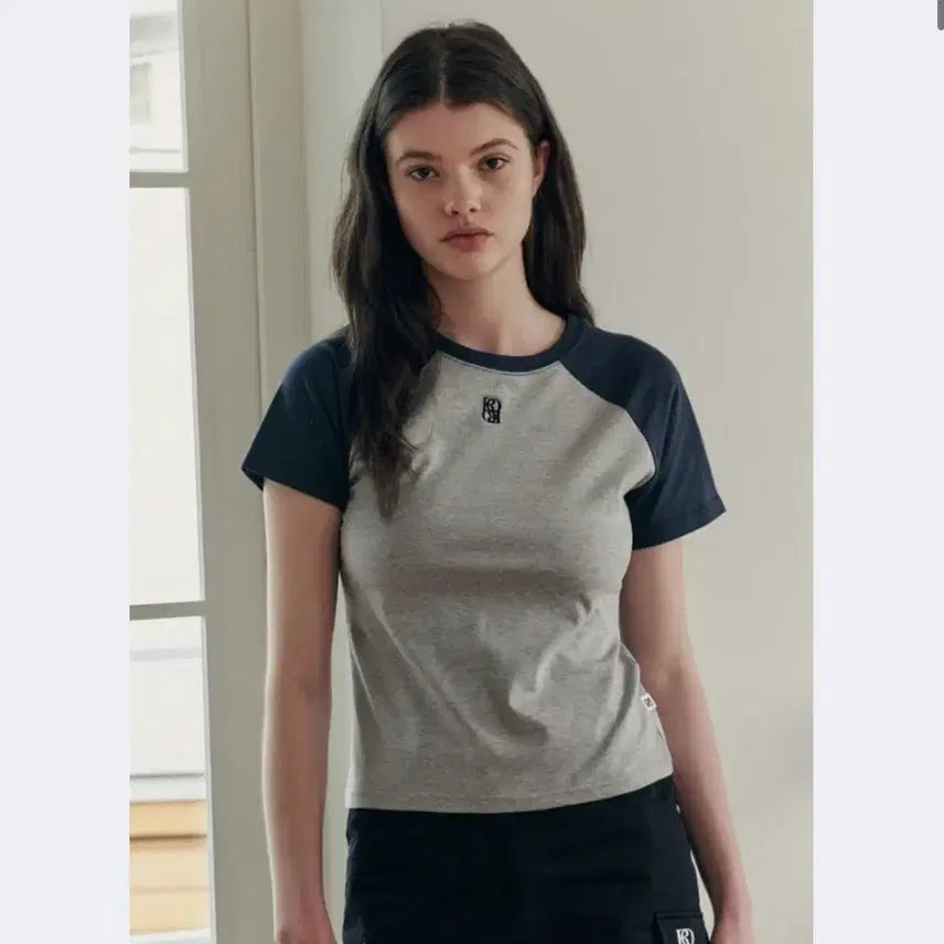 [BUNJANG] Rocci Rocci Classic Symbol Raglan T-shirt / 로씨로씨 반팔티 Classic Symbol Raglan T-shirt K