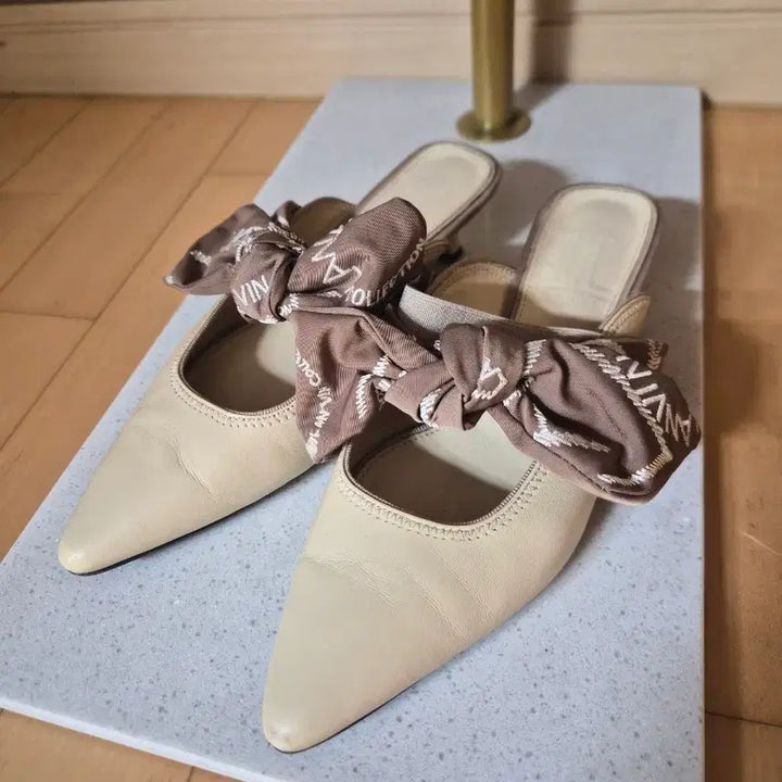 [BUNJANG] Lanvin Collection Ribbon Accent Sandal / 랑방컬렉션 뮨.235