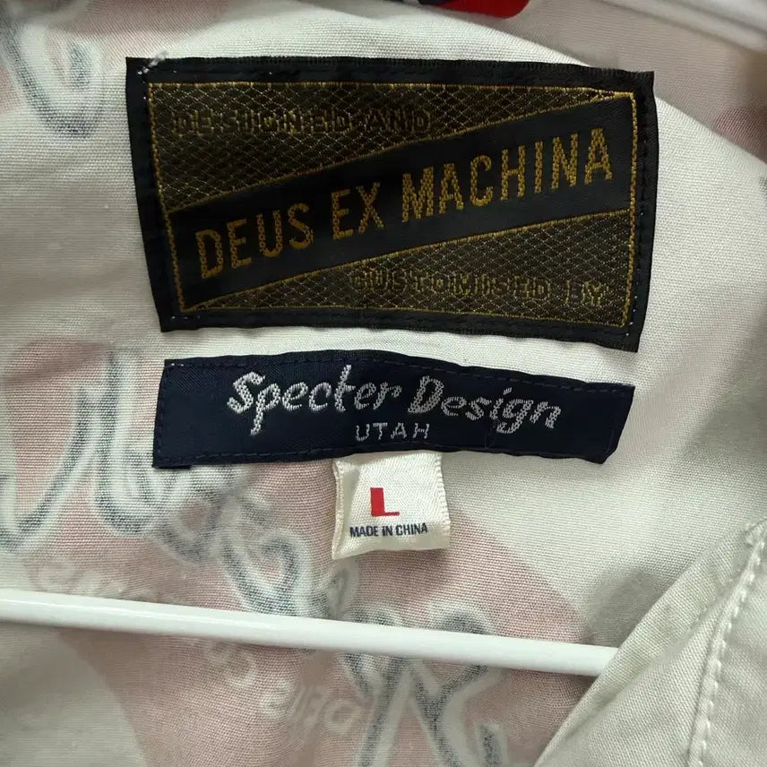 [BUNJANG] Deus Ex Machina x Specter Collaboration Jacket White L / 데우스 엑스 마키나 x 스펙터 자켓 화이트 L