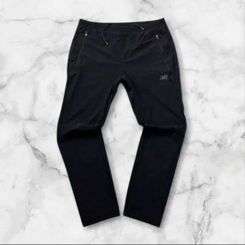 [BUNJANG] New Balance Black Training Pants / 뉴발란스 블랙 트레이닝 바지36