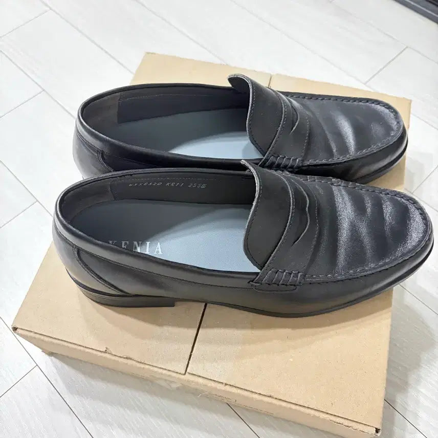 [BUNJANG] XENIA Black Leather Loafers 255mm / XENIA 제니아 블랙 가죽 로퍼 255mm