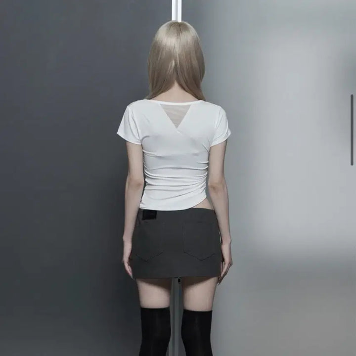 [BUNJANG] Estre au sommet Modern Square Shirring Tee White / 에트오소메 Modern Square Shirring Tee