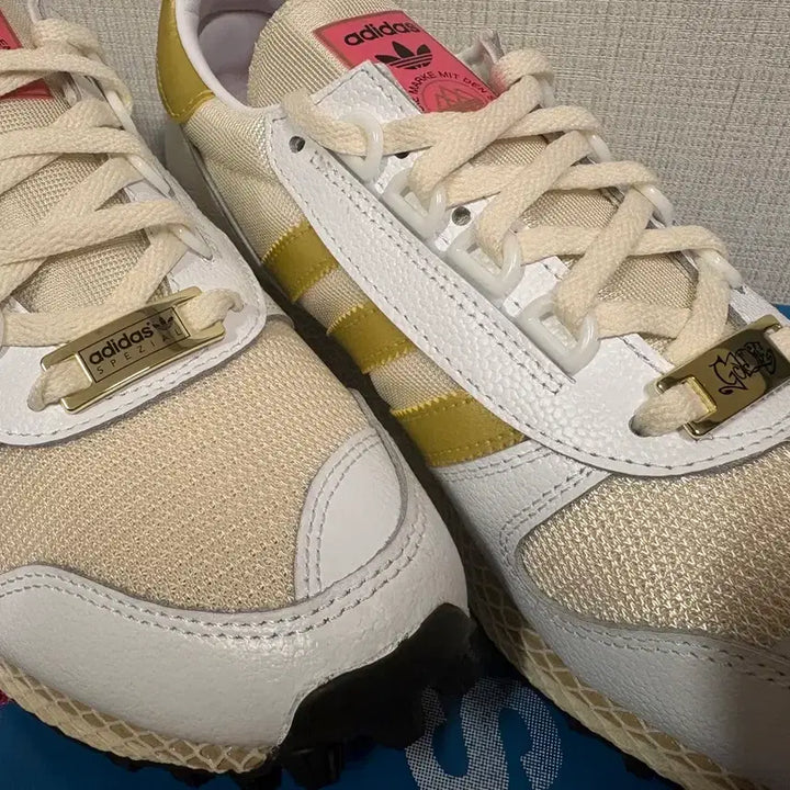 [BUNJANG] Adidas x Golf Le Fleur* Spezial Silver Birch Sneakers / 아디다스x골디 실버버치 스페지알 275