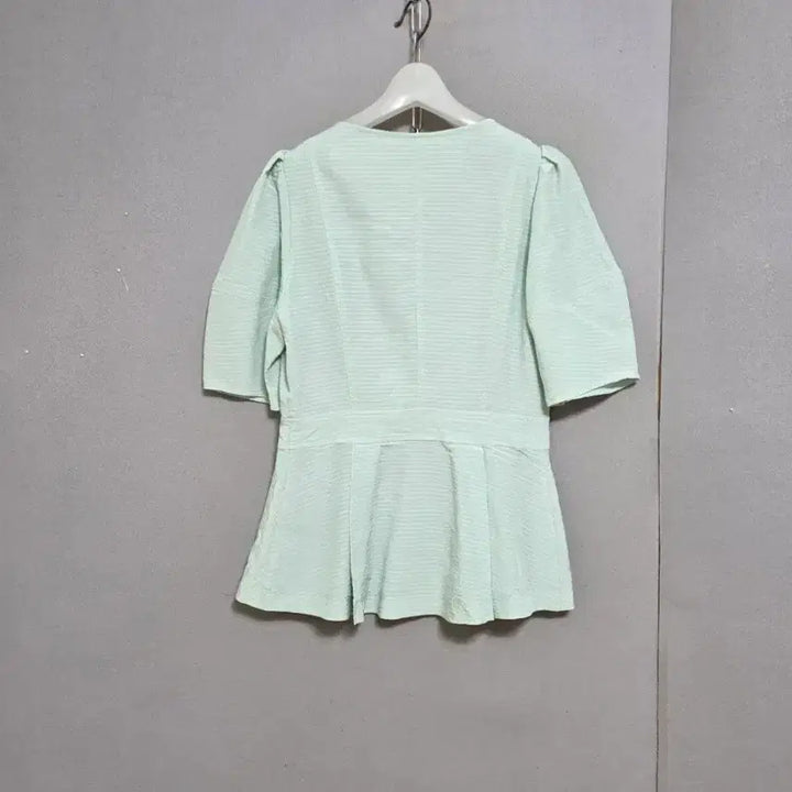 [BUNJANG] It Misha Mint Puff Sleeve Blouse Size 55 / 실착2회,잇미샤 민트 블라우스 55사이즈