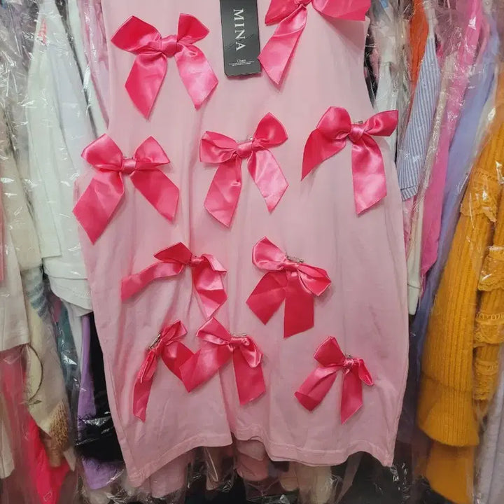 [BUNJANG] Lolimina Pink Ribbon Sleeveless T-Shirt / 롤리미나 핑크 리본 장식 민소매 티셔츠